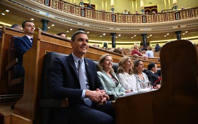 El presidente del Gobierno urge a las grandes empresas a revertir sus beneficios extraordinarios en trabajadores y consumidores y confirma que respaldará la nueva Ley de Mecenazgo